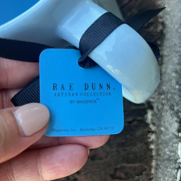 Rae Dunn "Artisan" collection Frosty the Snowman coffee cup - Picture 4 of 6